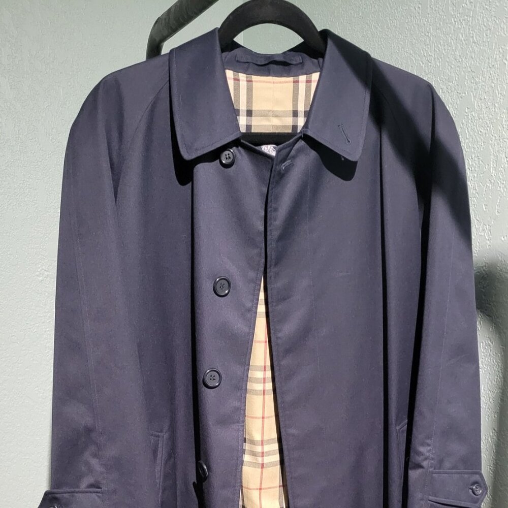 Burberry Mid-length Lightweight Camden Car Coat